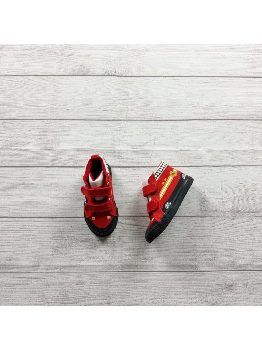 Cat & Jack Toddler Fire Truck High-Top Sneakers Red Black Durable 7